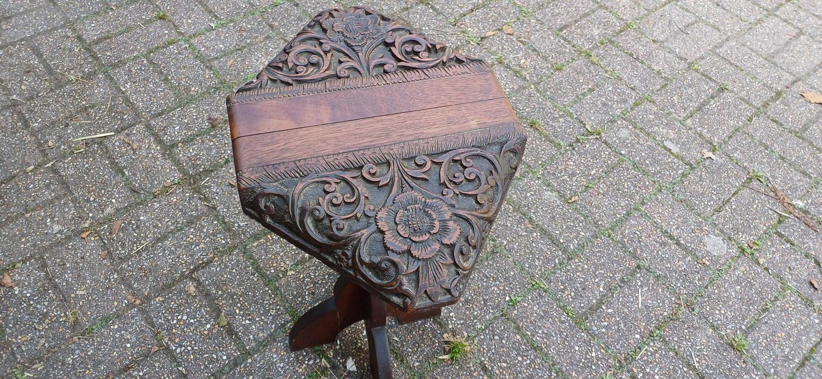 Superbly Deep Carved Vintage Hardwood Stool Or Occasional Side Table. photo 175.0