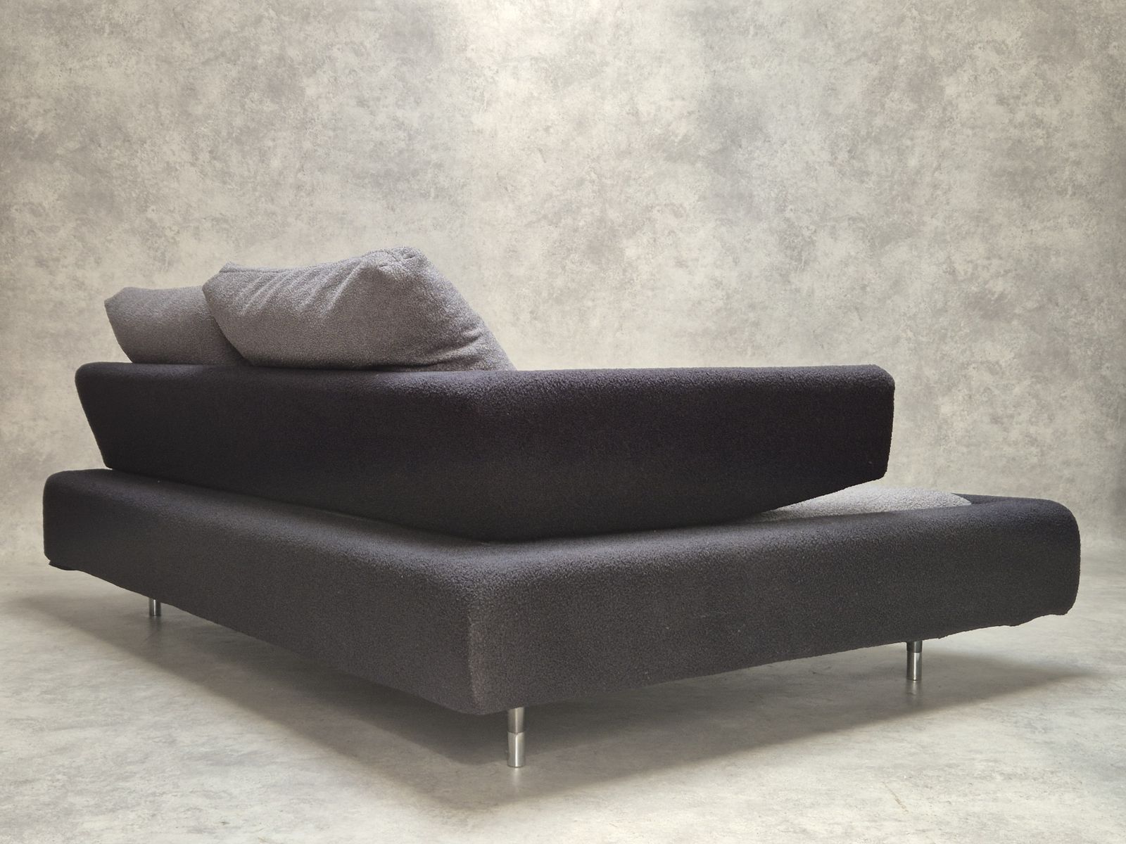 Vintage Sofa Must, 1980s photo vinterior