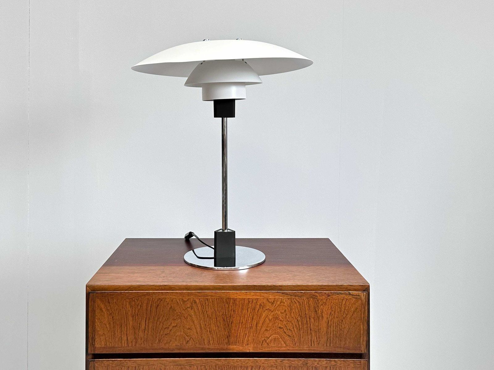 photo furniture Vintage Ph 4/3 Lamp By Poul Henningsen For Louis Poulsen, Denmark