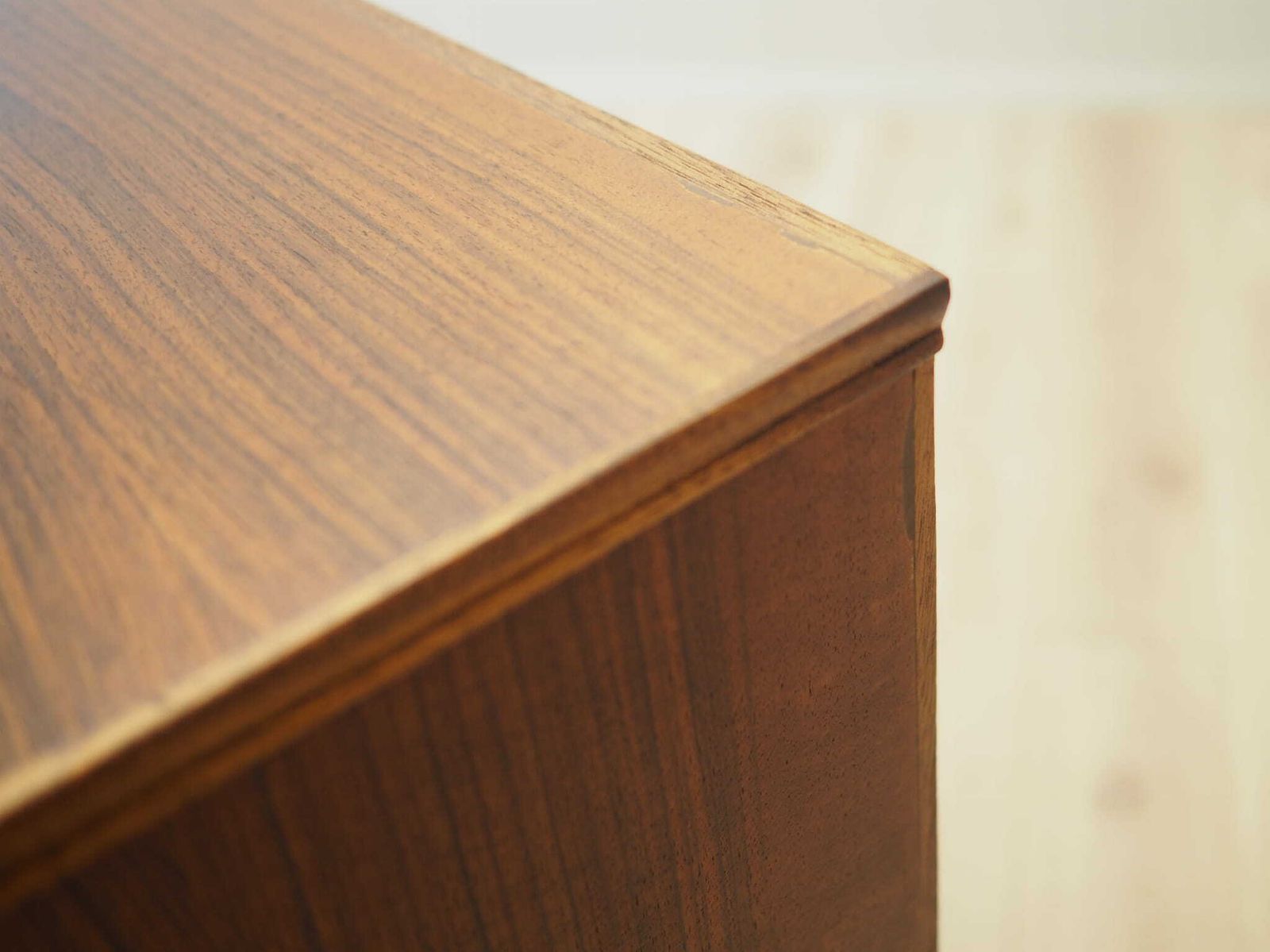 photo vinterior Ladekast Met Walnootfineer, Deens Design, Jaren 1970, Productie: Denemarken