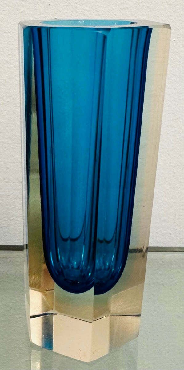 Small 1960s Italian Murano Turquoise Glass Vase photo vinterior