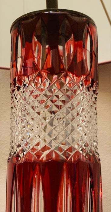 photo vinterior 1950s Vintage Val Saint Lambert Ruby Red And Clear Cut Crystal Glass Table Lamp