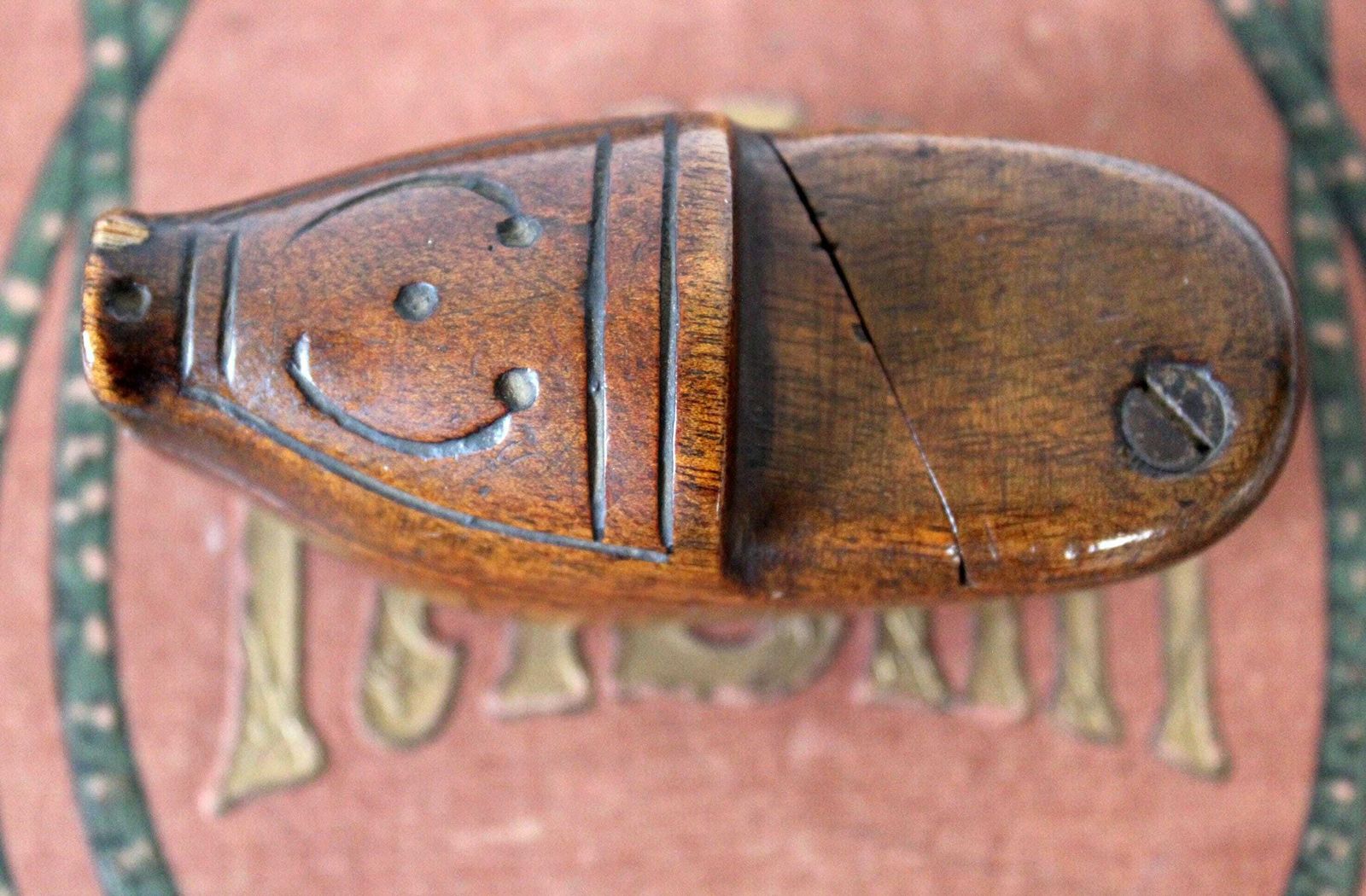 Antique French Or Belgium Small Wood Shoe Snuff Box, Carved Clog, Folk Art, Treen Box, 19th Century, Hinged Box, Little Box, Puzzle Box photo vinterior