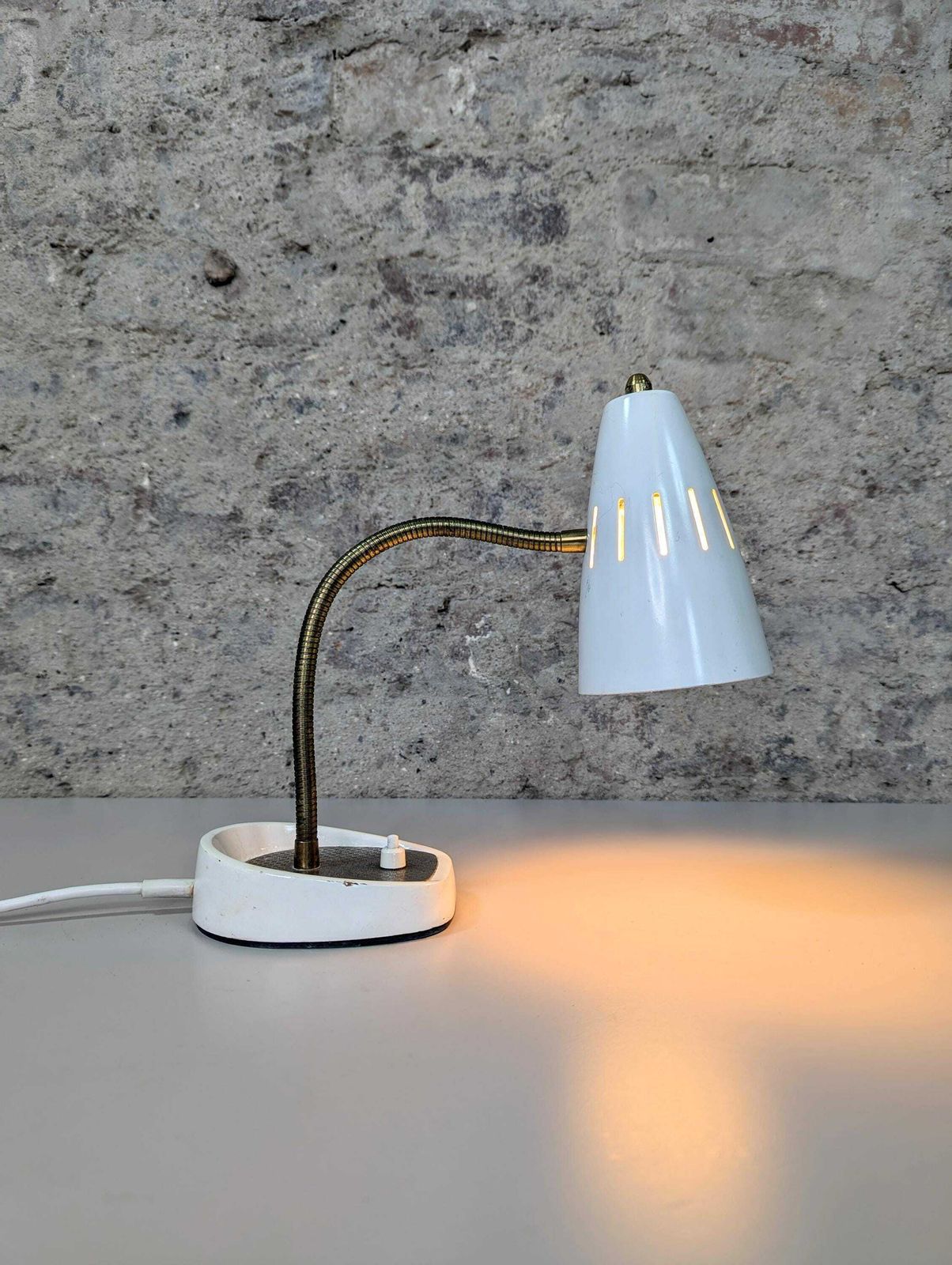 Vintage White Gooseneck Desk, Table Lamp From Pifco, Made In England, 1960s photo 75.0