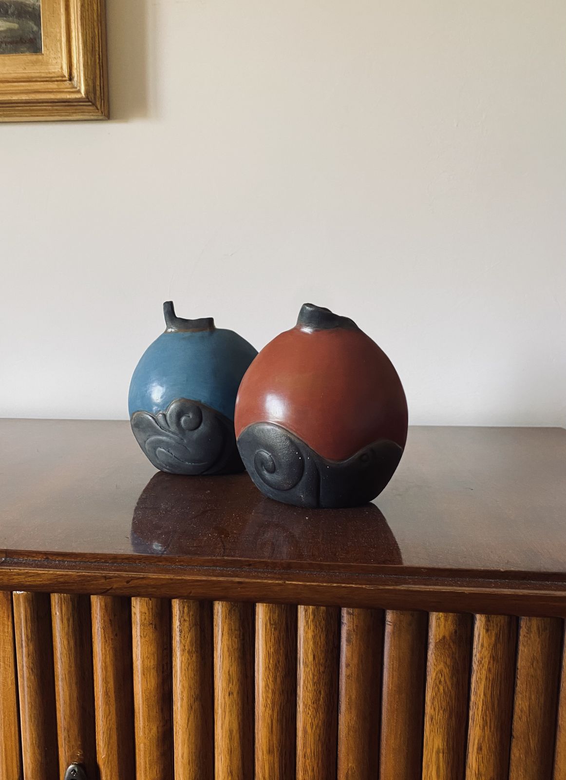 photo vintage Wilmer W Ramirez, Set Of 2 Earthenware Vase, South America 1990s