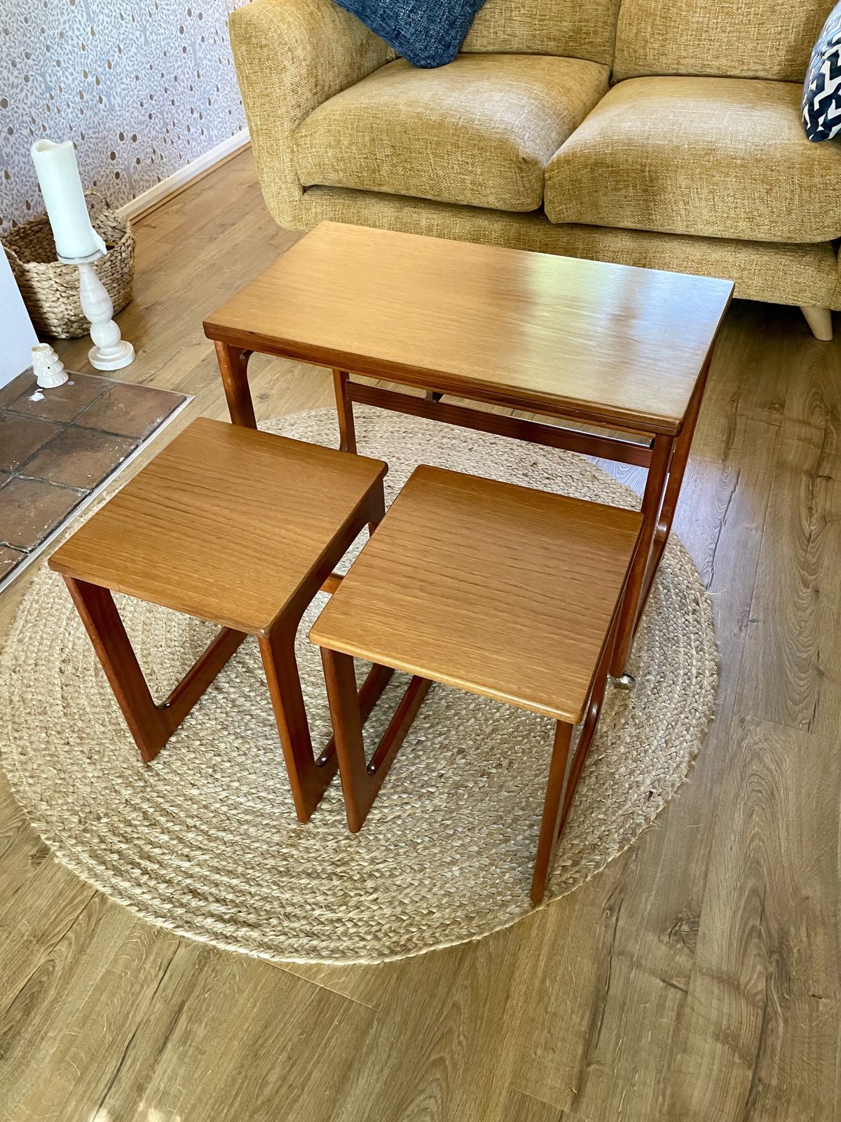 Stunning Mid Century Modern McIntosh Triform Metamorphic Coffee Table By Tom Robertson photo furniture