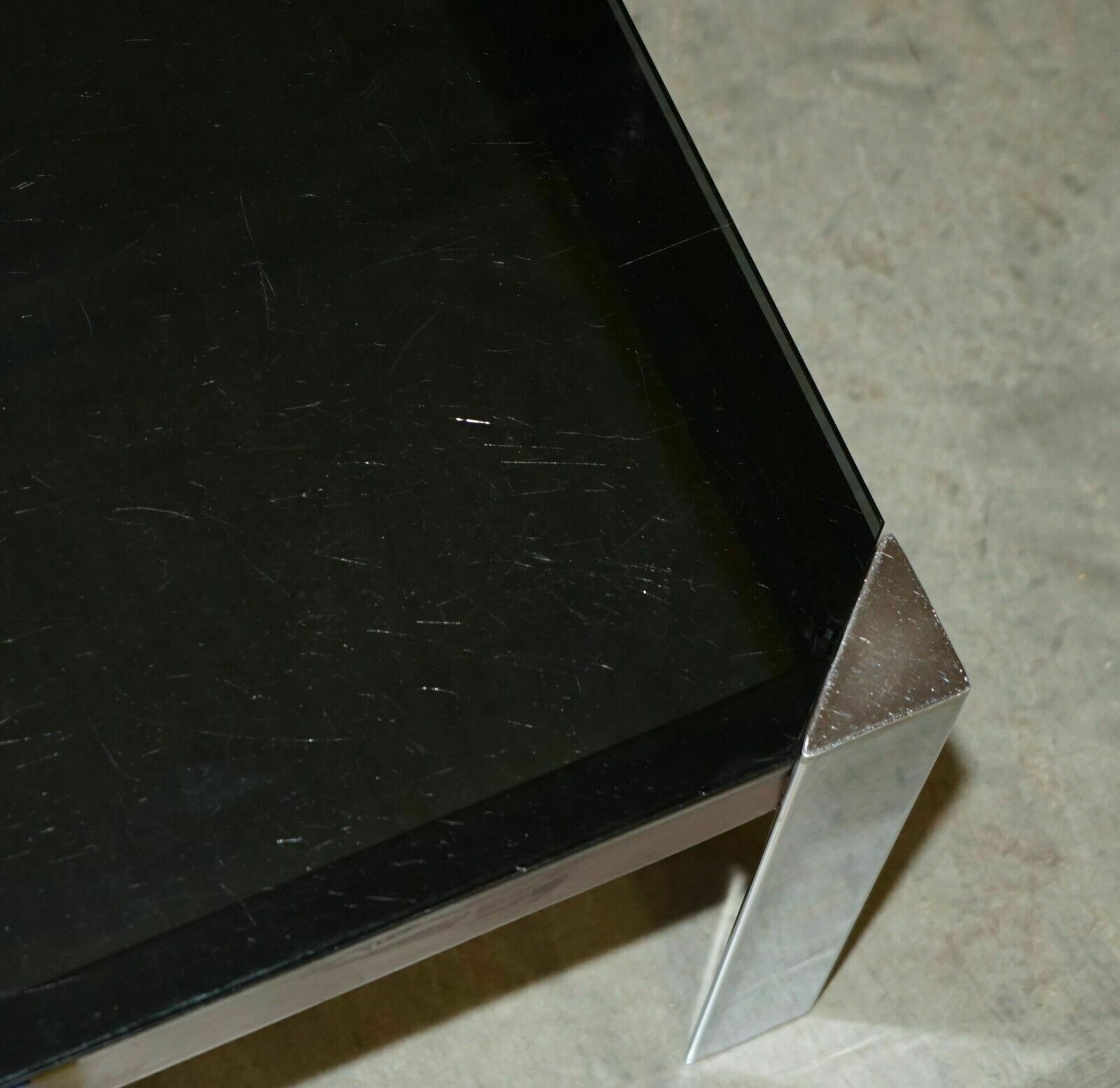 photo vinterior Hermes Paris Guido Faleschini Mid Century Modern Glass & Leather Dining Table
