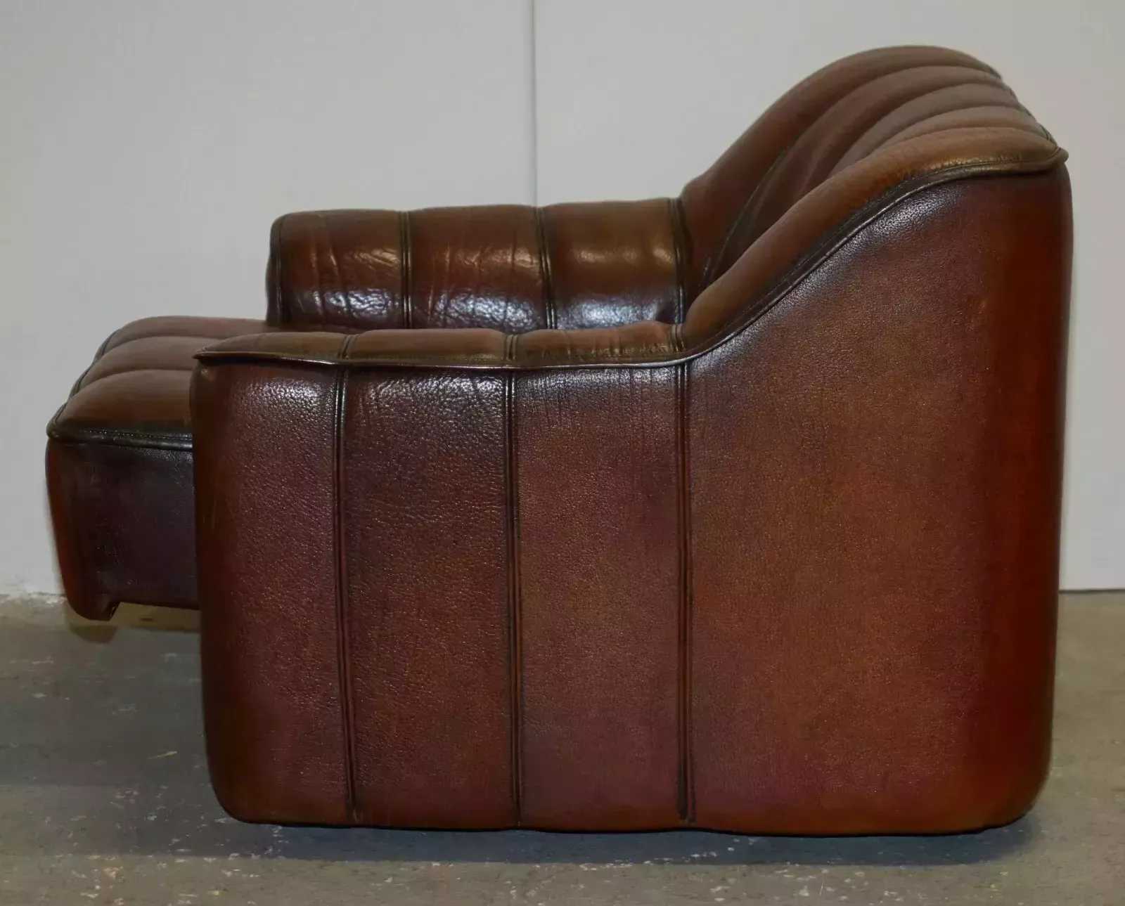 Furniture De Sede Ds44 Reclining Brown Buffalo Neck Leather Pair Of Armchairs & Sofa Suite photo