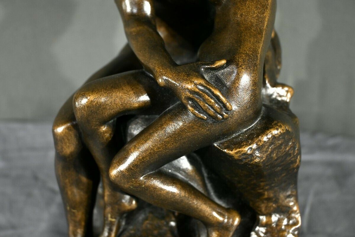 photo furniture Resin Sculpture “The Kiss” After A. Rodin – 2nd Part 20th Century