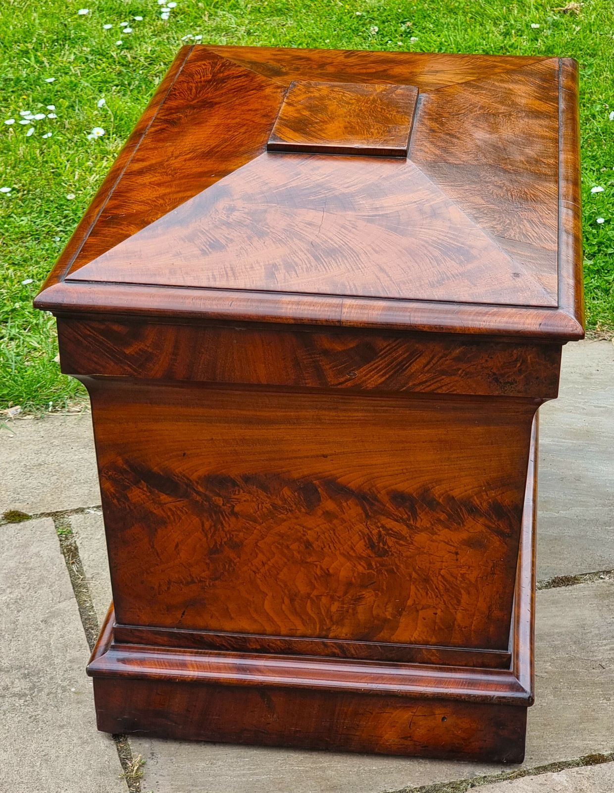 An English Regency Wine Cooler Sarcophagus Shaped And Superbly Veneered In Flame Mahogany, Circa 1820 photo vintage