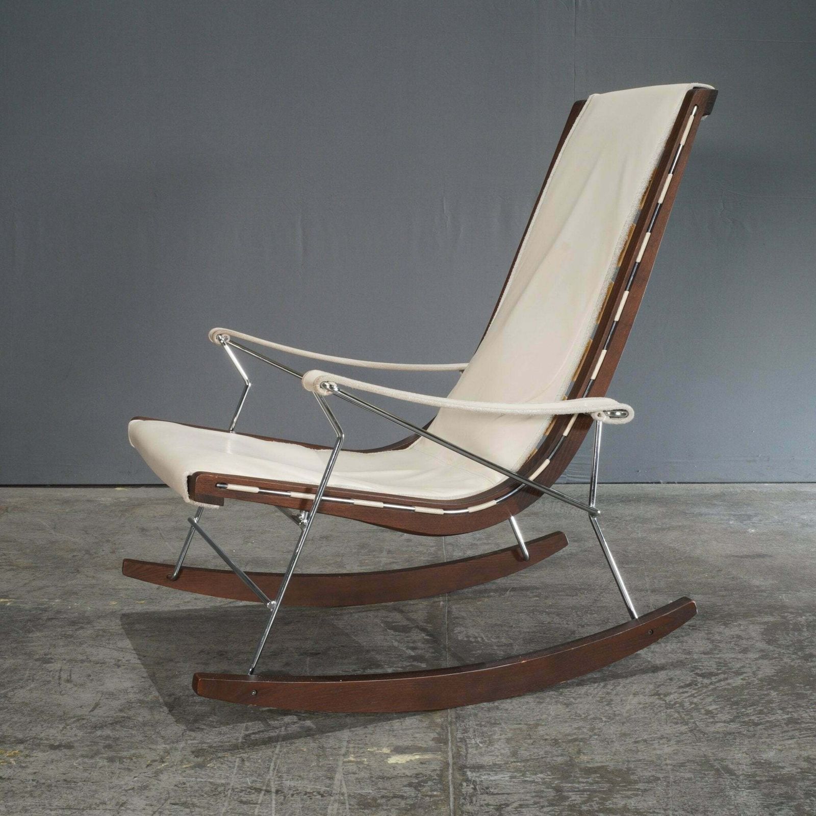 B&B Italia J.J. Rocking Chair By Antonio Citterio photo for sale