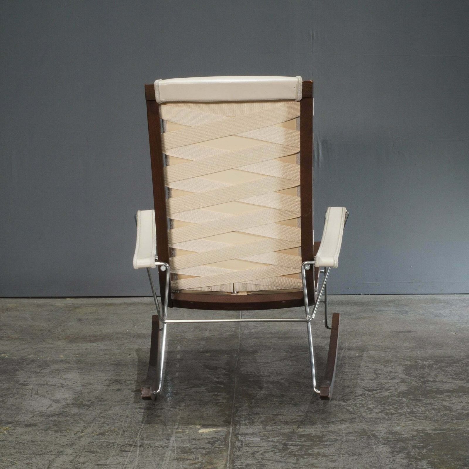 B&B Italia J.J. Rocking Chair By Antonio Citterio photo vinterior