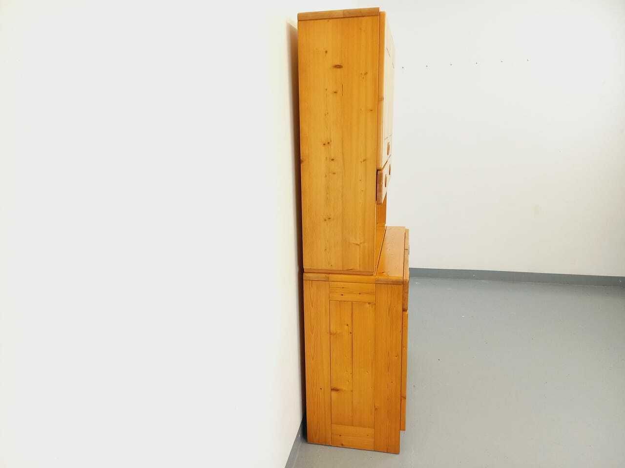 photo for sale Grand meuble de rangement Charlotte Perriand en pin