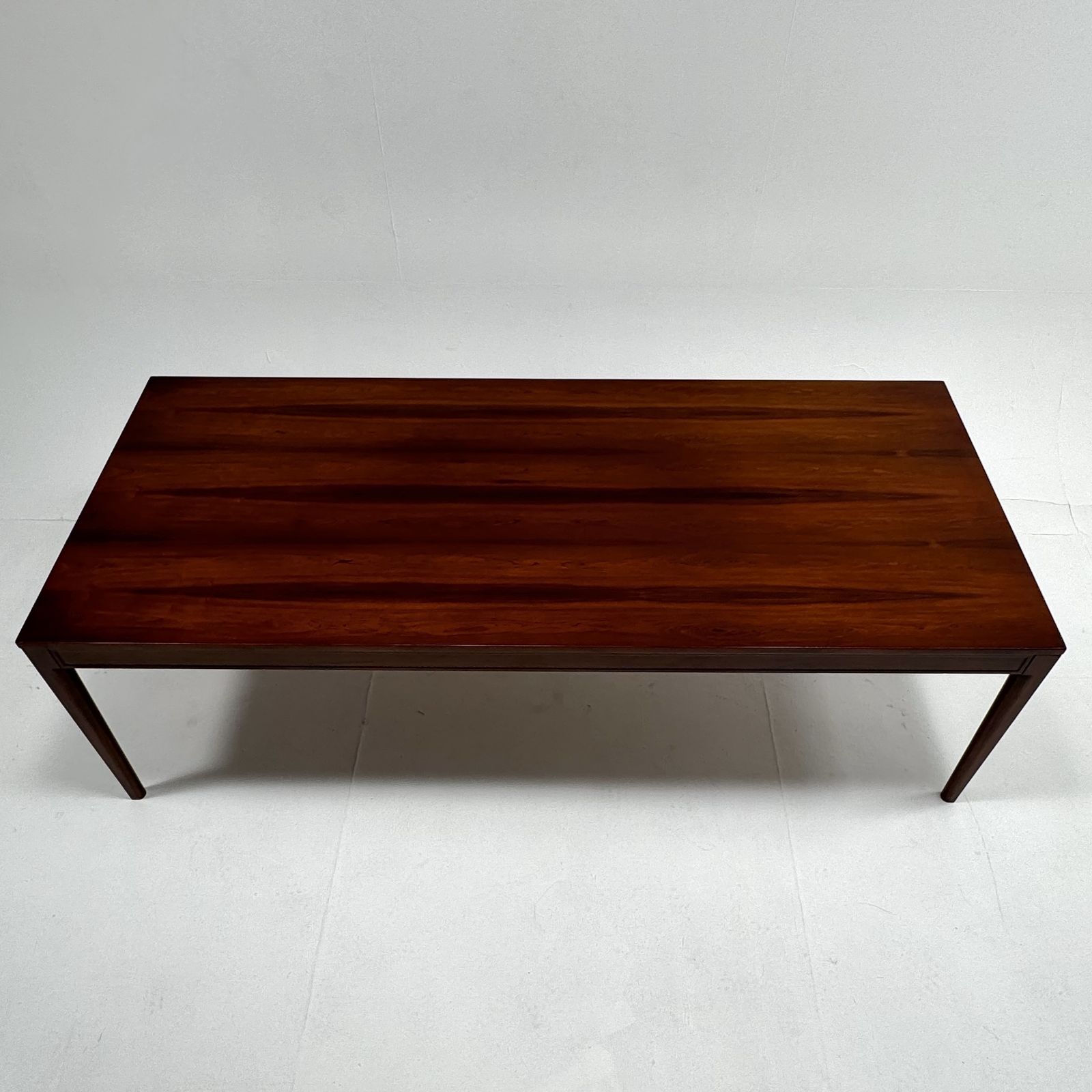 A Large Rosewood Finn Juhl  Table For France & Son photo furniture