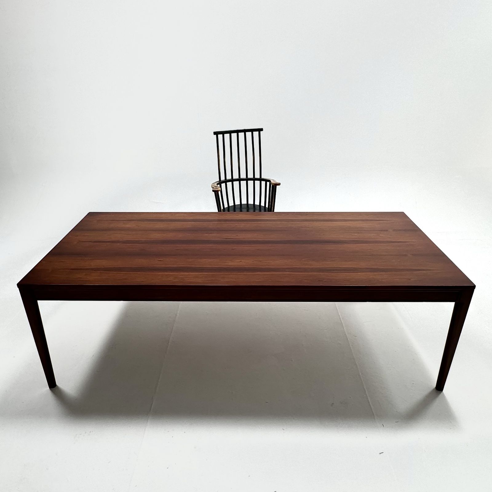 photo furniture A Large Rosewood Finn Juhl  Table For France & Son