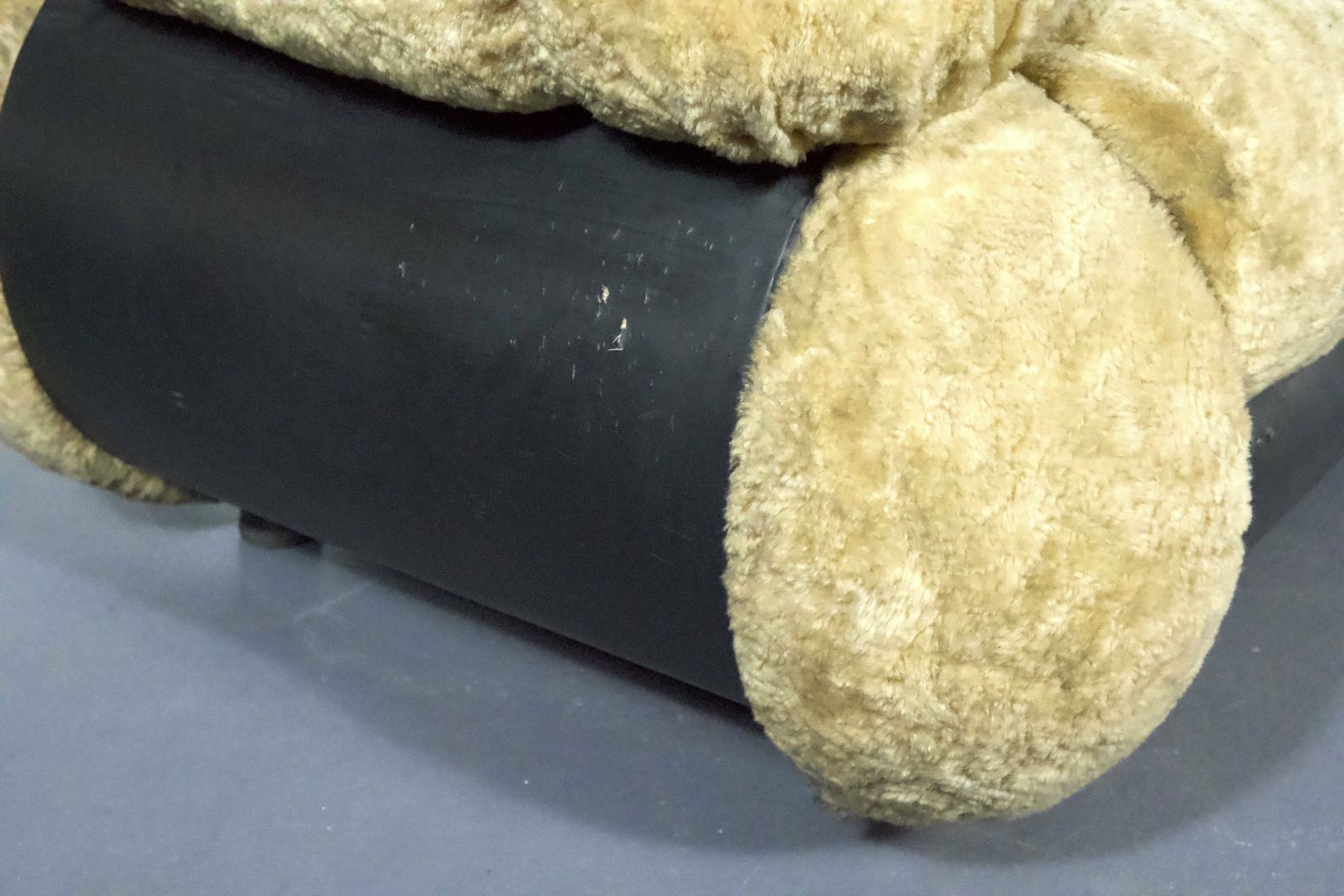 photo for sale Space Age Three Seater Sofa By Adriano Piazzesi In Teddy Bear & Leatherette, 1970s Italy