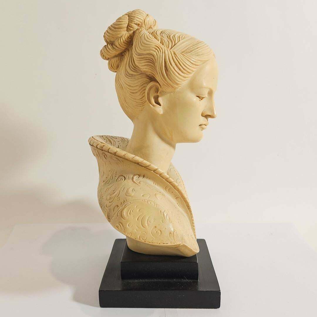 Antique Bust Of A Castilian Woman In Marbled Resin By A.Giannelli 1940 photo Art