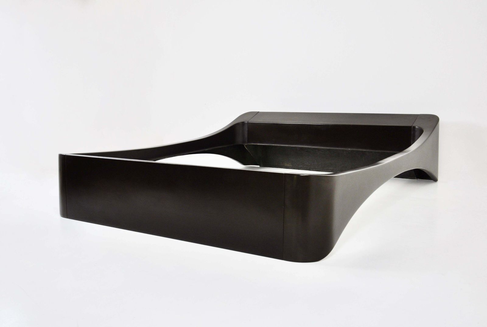 photo furniture Bed By Astarte Milano, Italy, 1970s