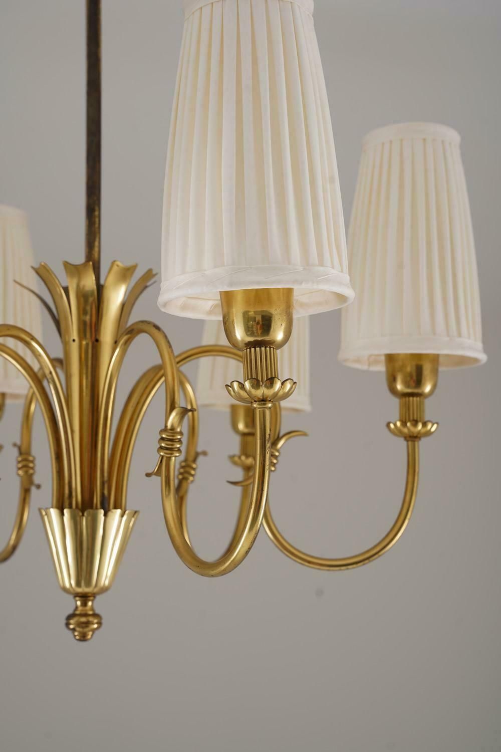 Swedish Modern Chandelier By Böhlmarks In Brass And Wood, 1940s photo vinterior