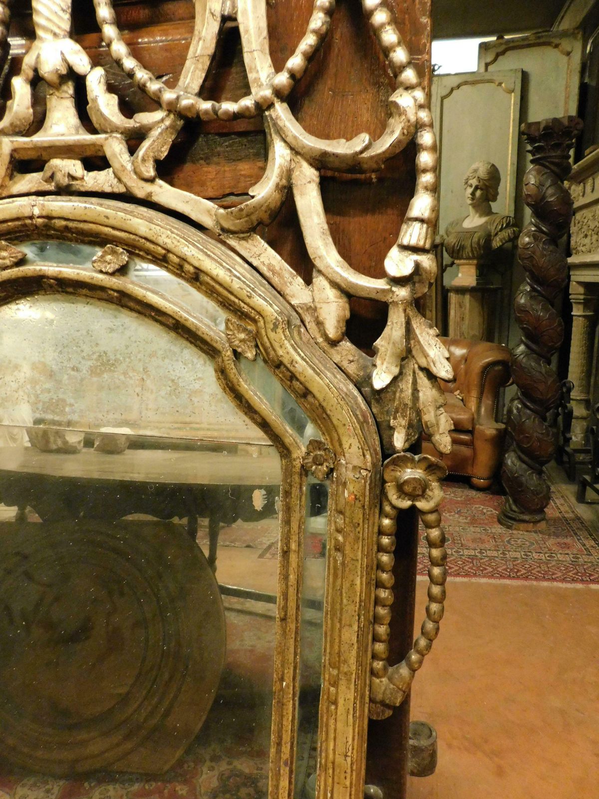 Set Of 2 Fireplace Mirrors, Similar In Gilded Wood And Richly Carved, Italy photo vinterior