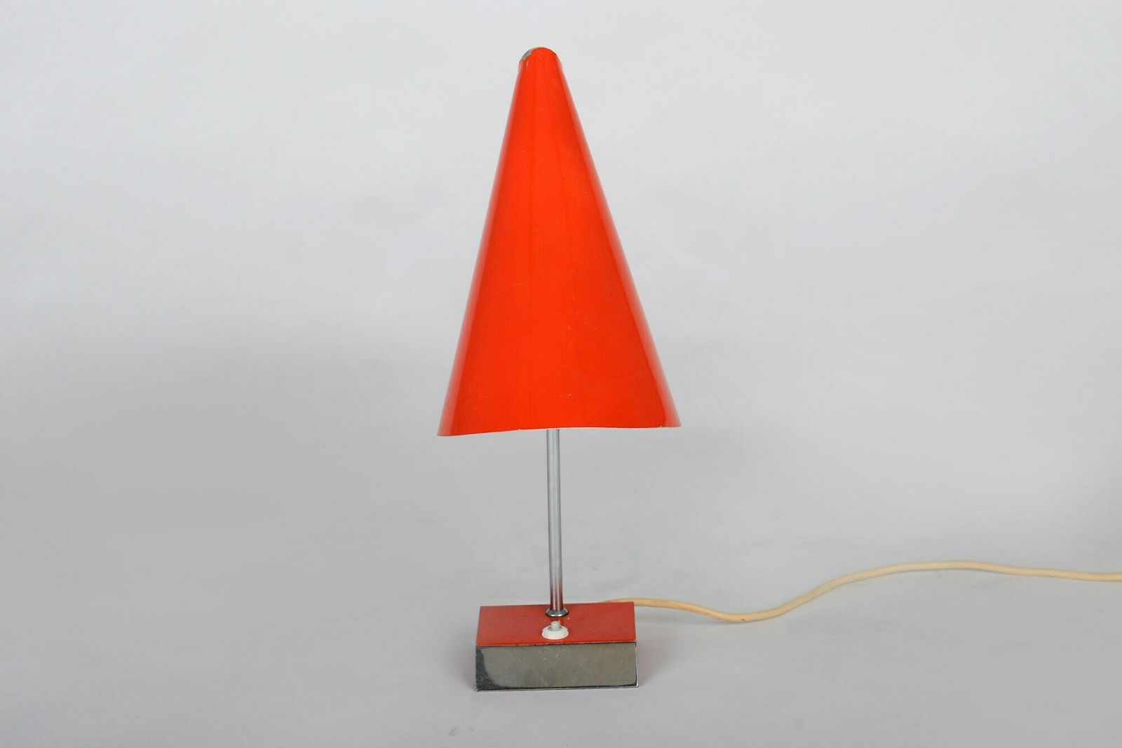 Vintage Modernist Lamp Napako 0531,Stilnovo Mid Century Modern Vintage Atomic Lighting Eames Lamp 1950s Retro Living, Mid Century Desk Lamp photo vinterior