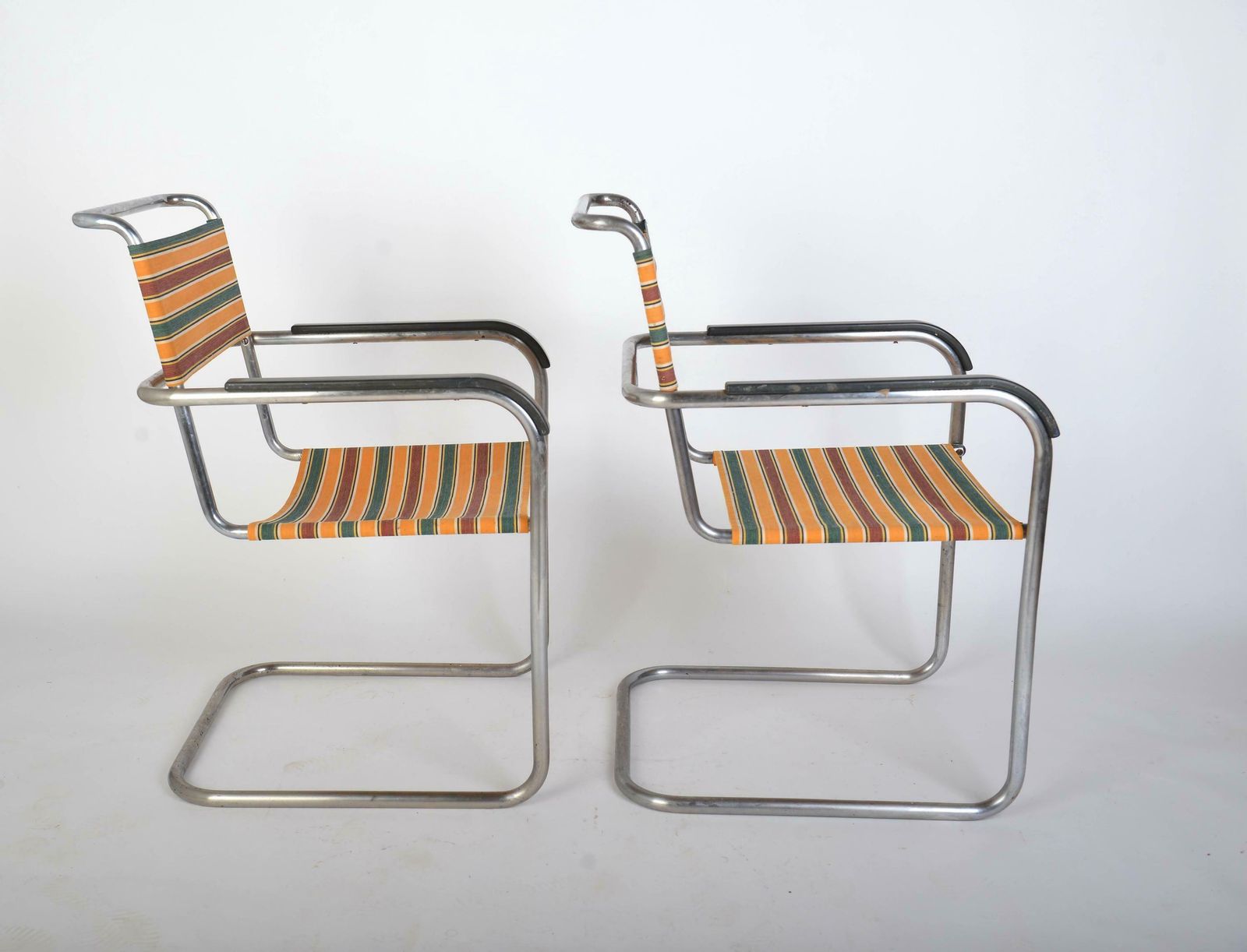 Bauhaus Tubular Steel Armchairs B34 By Marcel Breuer, 1930s – Chromed Tubular Steel, Perfect For Mid Century Modern Homes, Thonet Bauhaus photo vinterior