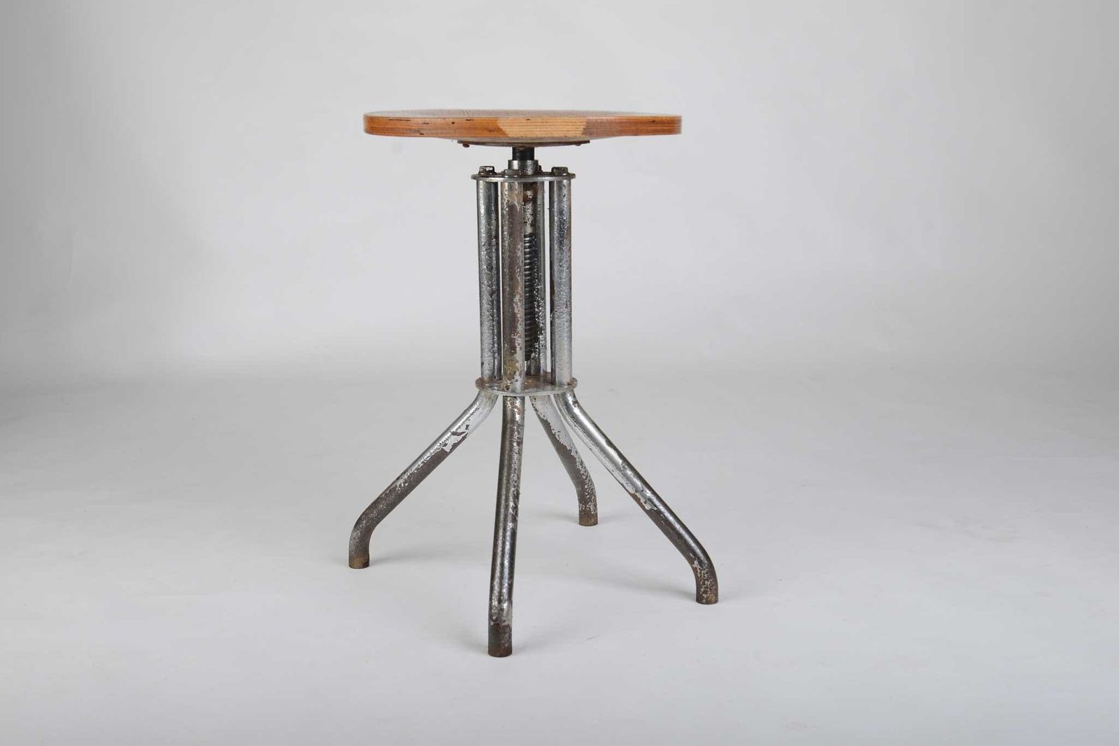 Bauhaus Stool Thonet B195 Variant By Marcel Breuer, Knoll, Deco, Thonet Style photo furniture