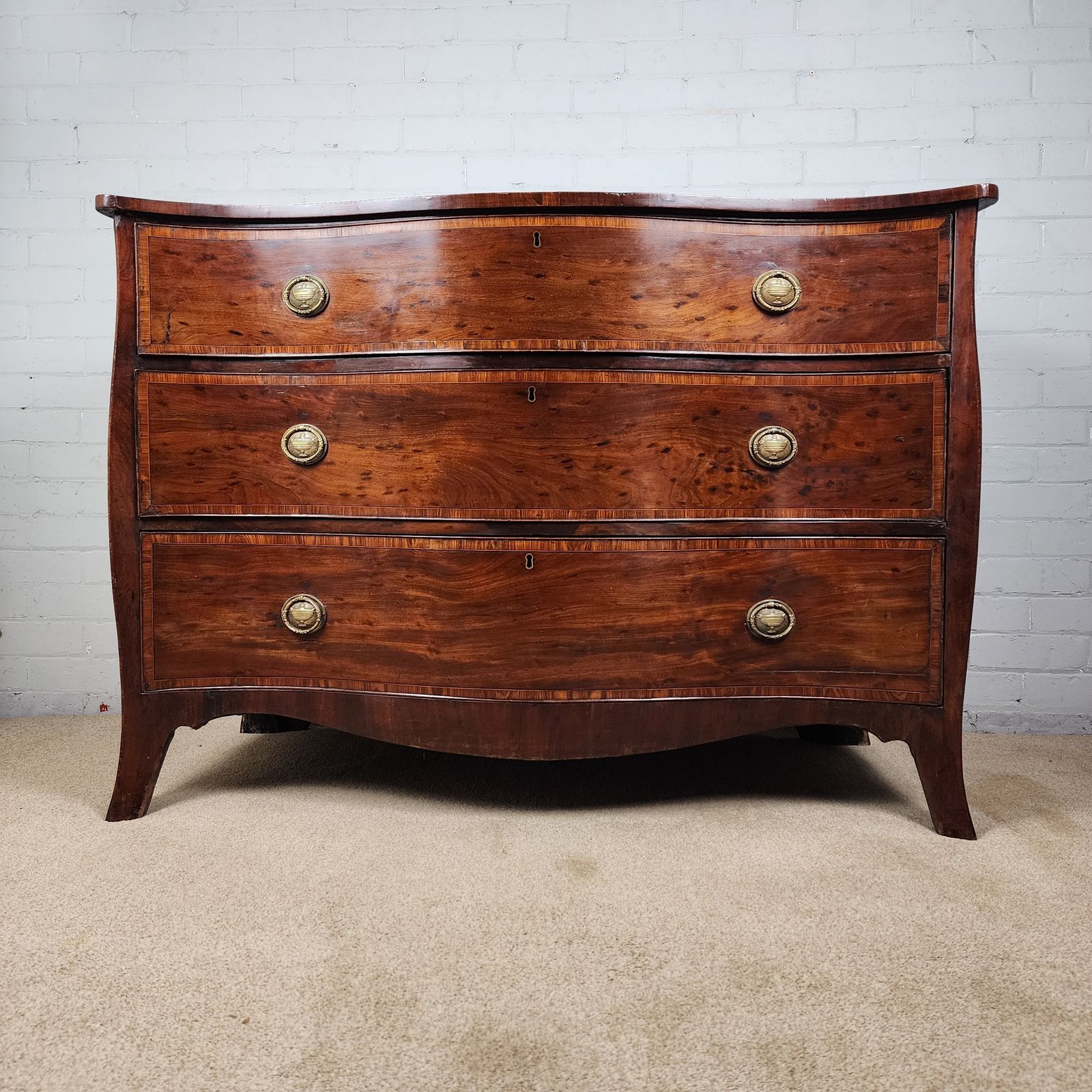 Mahogany Chest Of Drawers Serpentine Front Georgian With Brass Handles photo furniture