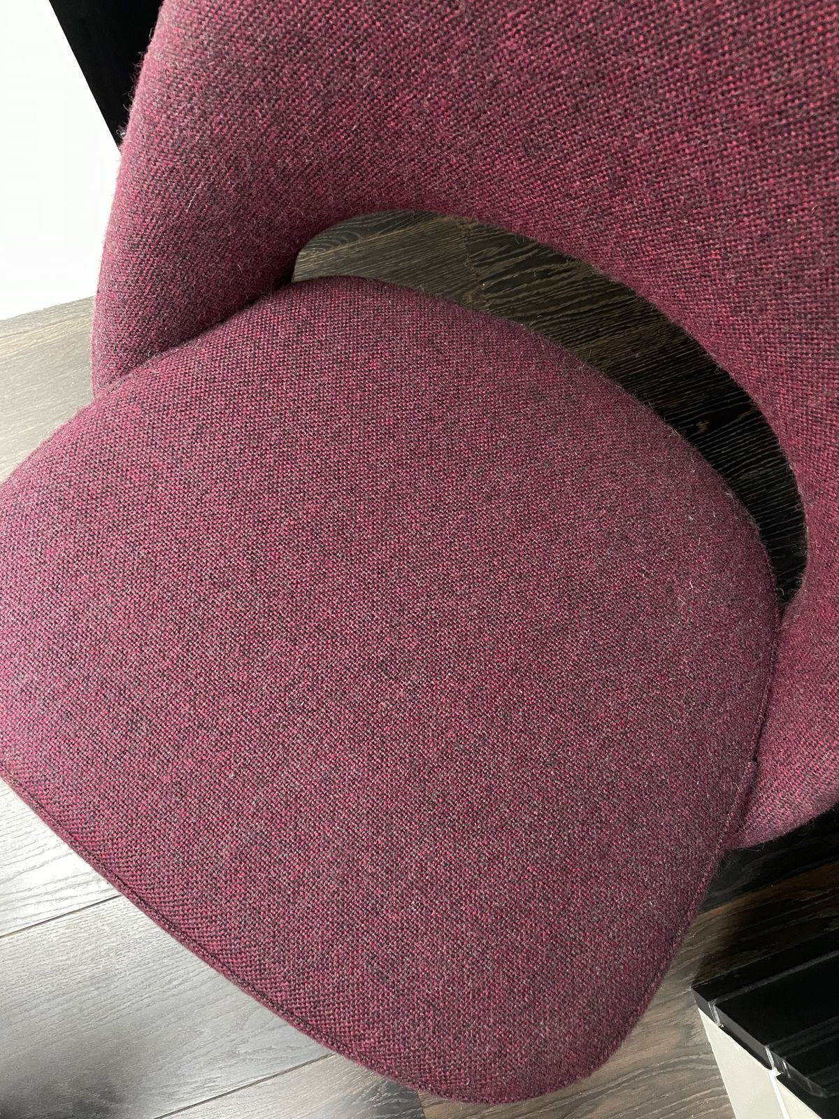 Saarinen Conference Chairs By Knoll (Set Of Four) photo furniture