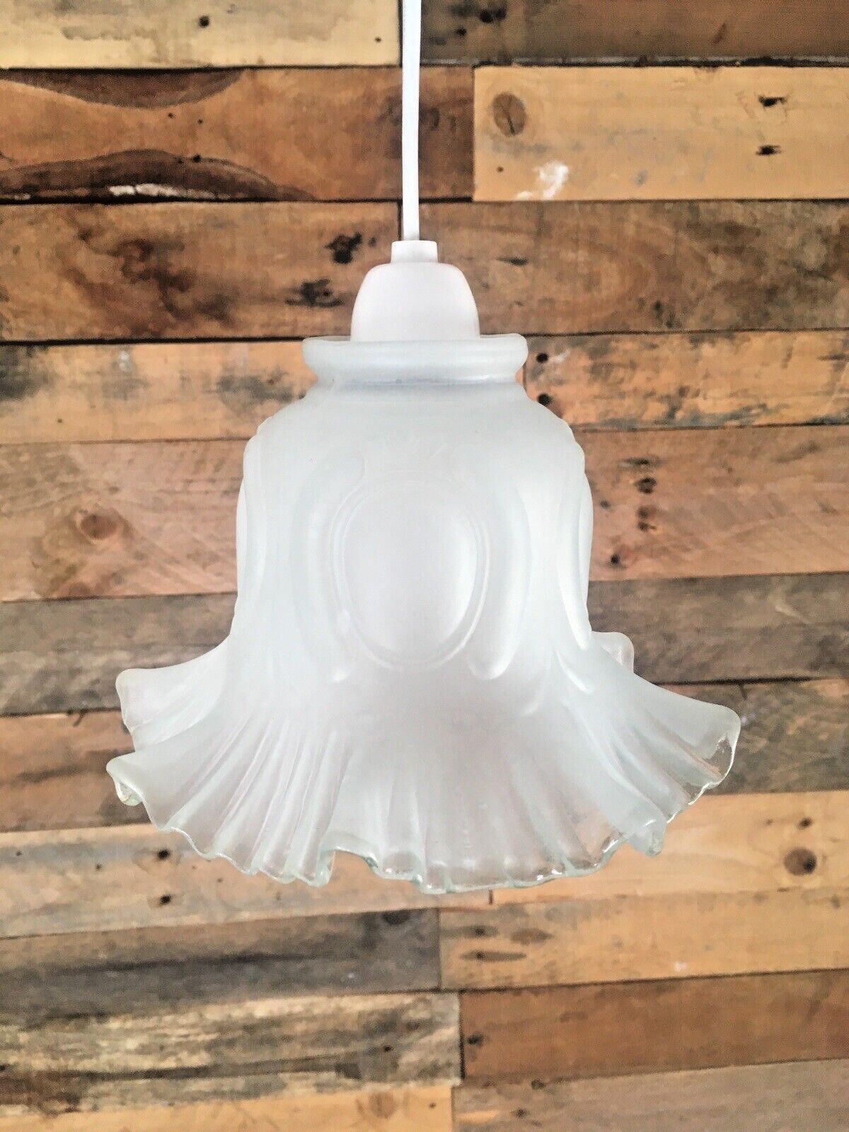 1 Antique Art Nouveau Frosted Satin Glass Ruffled Crimped Edge Light Shade Deco photo furniture