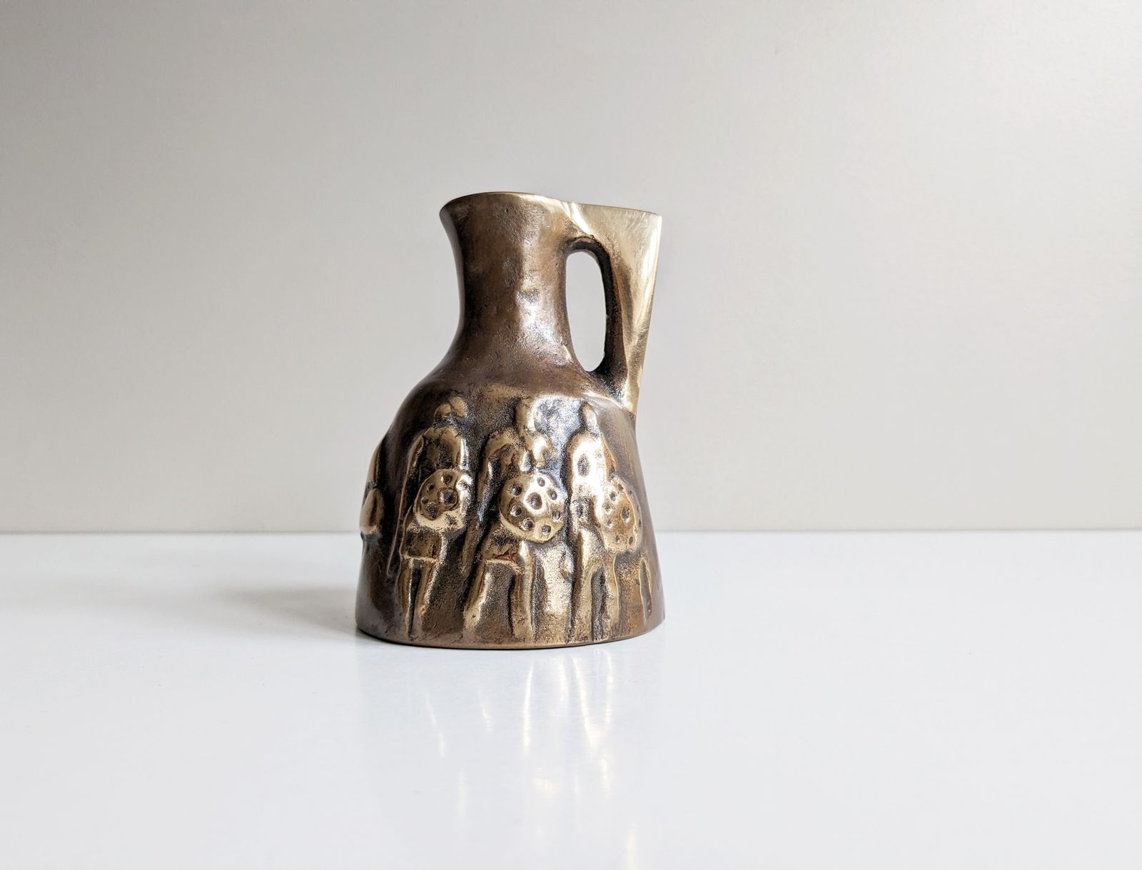 Bronze Vase In Antique Style By Horst Dalbeck