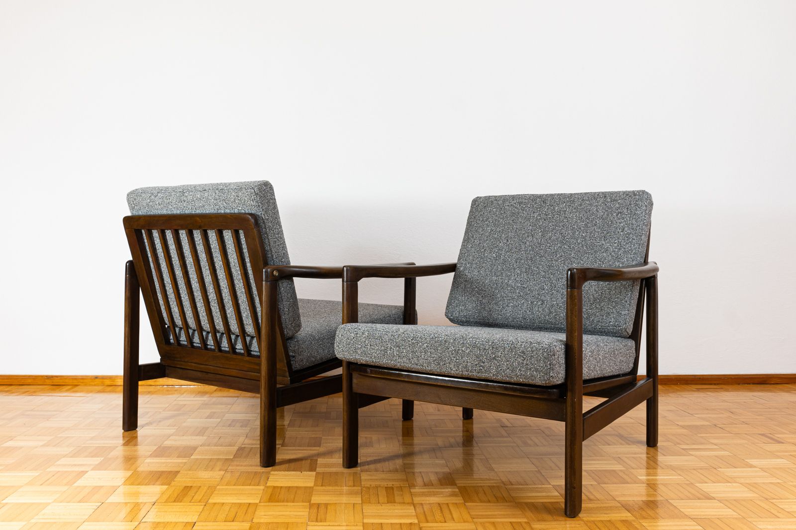 photo furniture Mid Century Armchair B7522 By Zenon Bączyk, Poland, 1960's