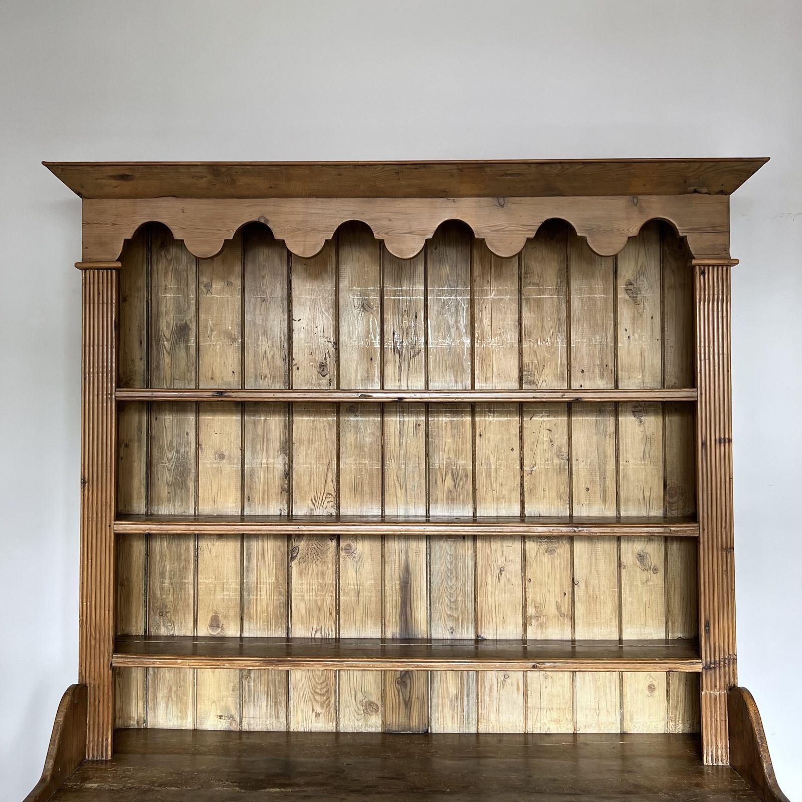 Large 19th Century Pine Farmhouse Dresser photo vinterior
