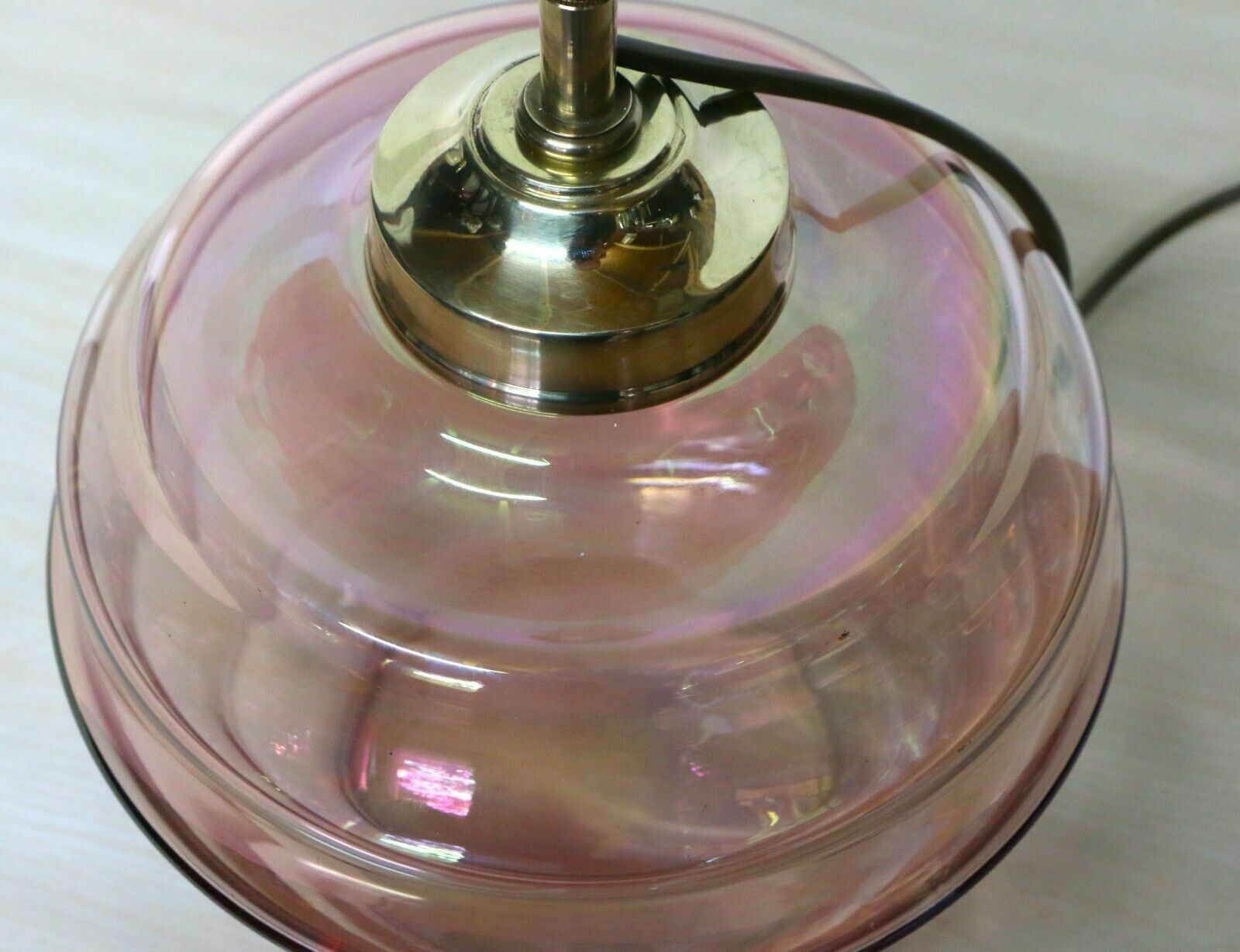photo vinterior Antique Table Lamp Art Deco Lustre Pink Beehive Glass Lamp Early 20th Century