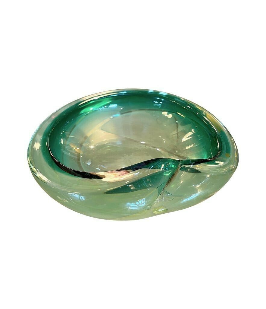 An Italian 1960s Green Murano Glass Ashtray photo 415.0