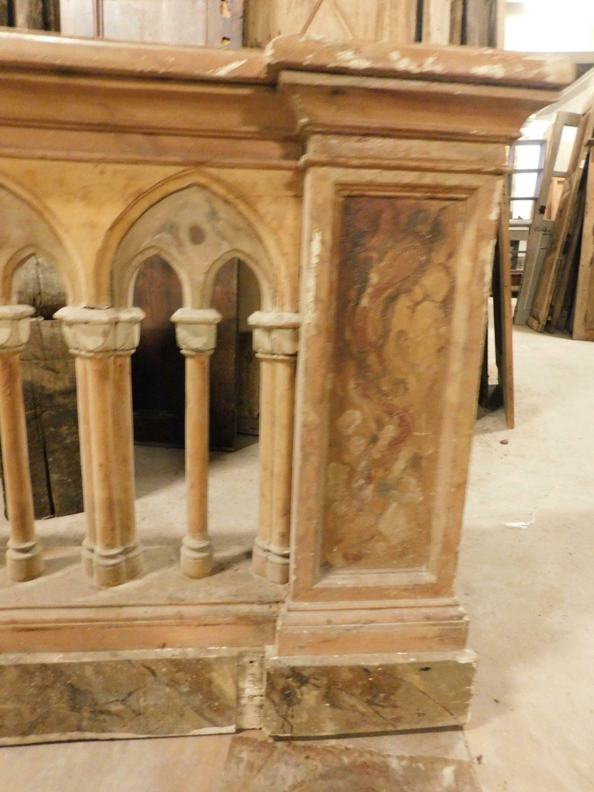 Neo Gothic Style Balustrade In Lacquered Wood With A Fake Marble Effect, Italy photo 2973.0