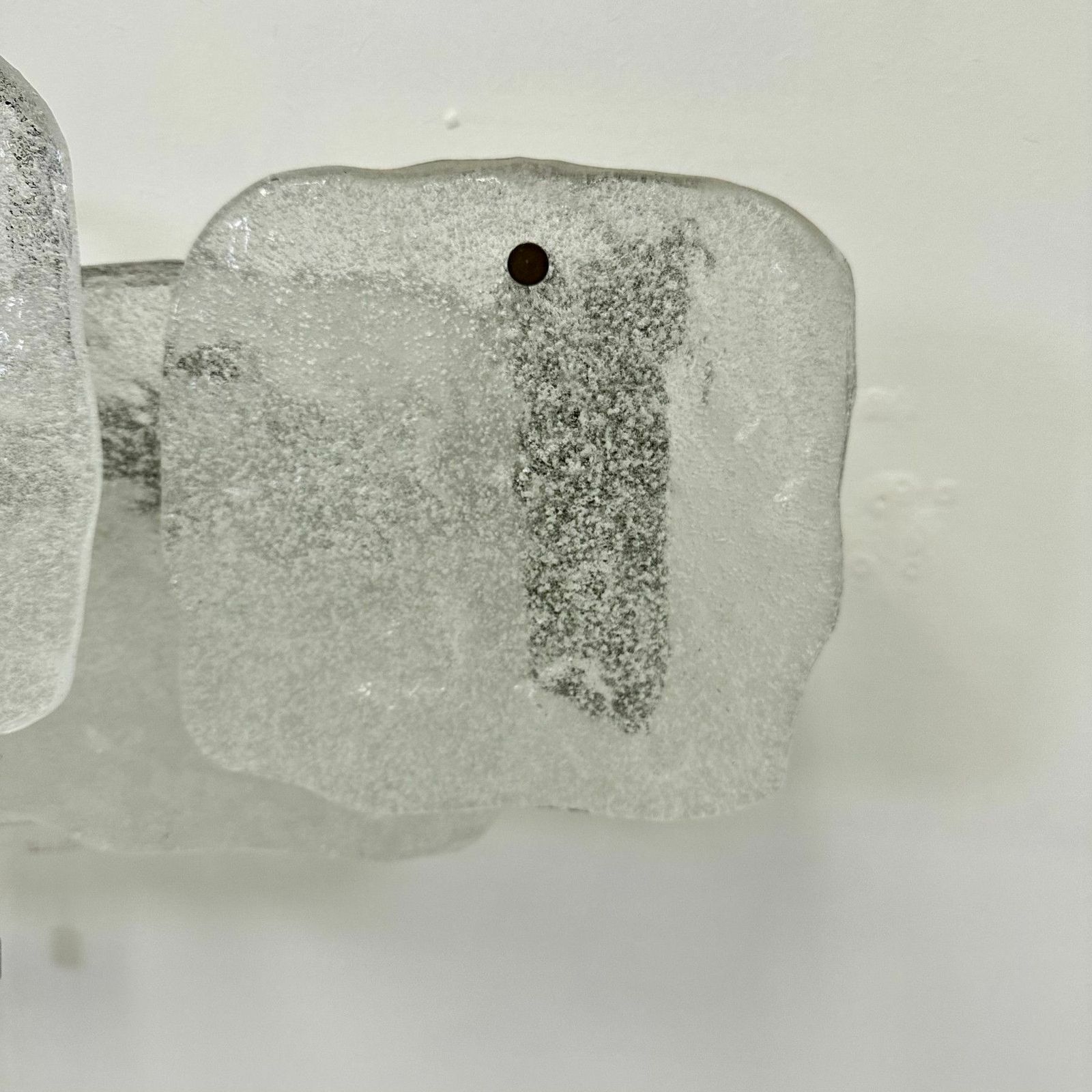 photo vinterior Modernist Frosted Ice Glass Wall Lamp Attributed To J. T. Kalmar For Kalmar, 1960s
