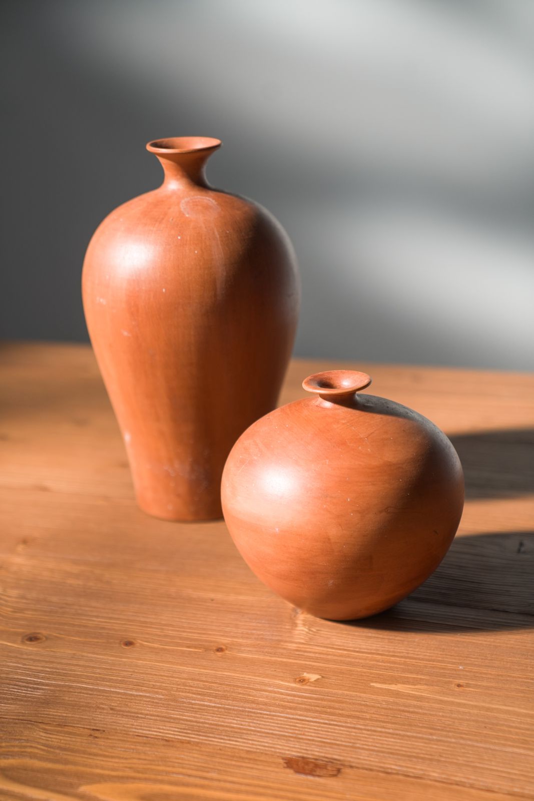 Pair Of 1980s 90s Terracotta Vases – Minimalist Organic Shapes