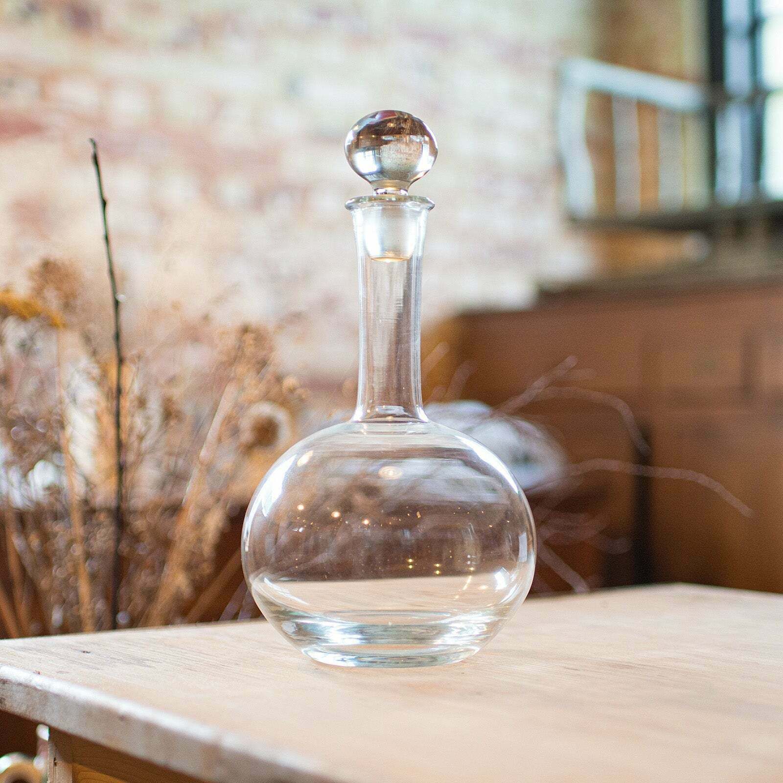 Vintage Medium Body Wine Decanter, English, Glass, Merlot, Mid Century, C.1960 photo 325.0