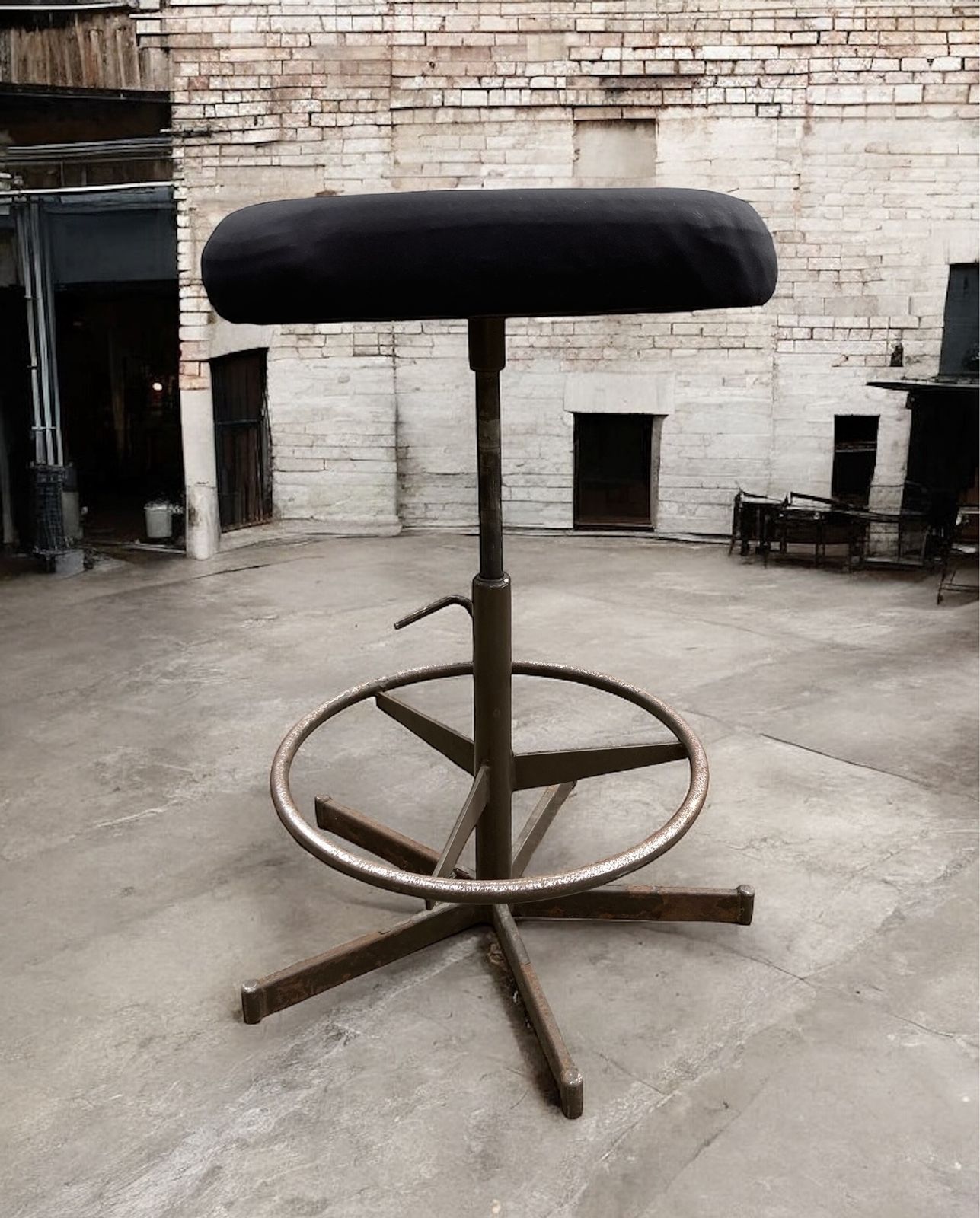 Rare Mid Century Roc Industrial Swivel Stool (1950s–70s), Adjustable Height