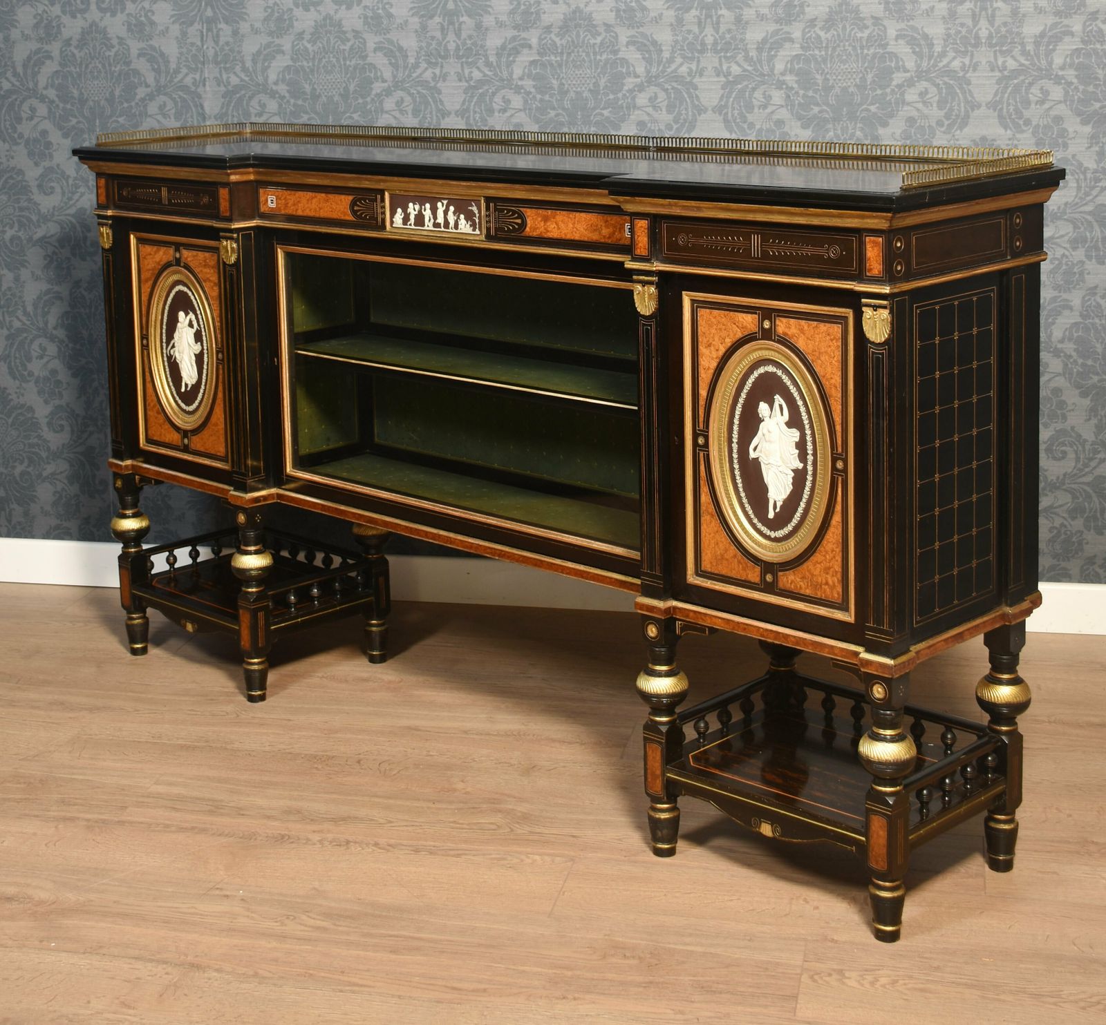 English Coromandel Cabinet By Lamb Of Manchester photo 7740.0