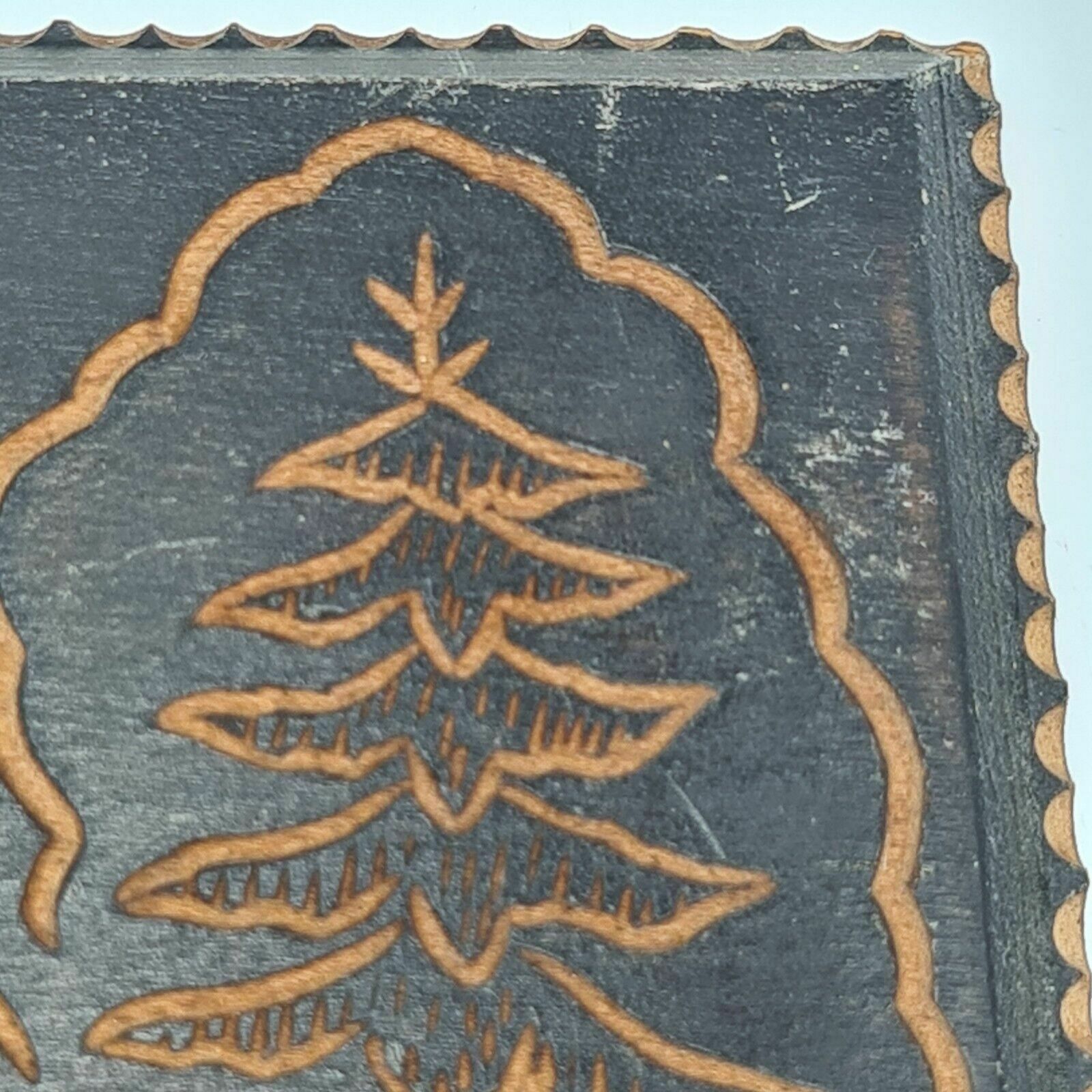 Art Bavarian Wood Wall Plaque Carving "Vergiß Dei Hamit Net" Alpine Folk Art 1935 photo