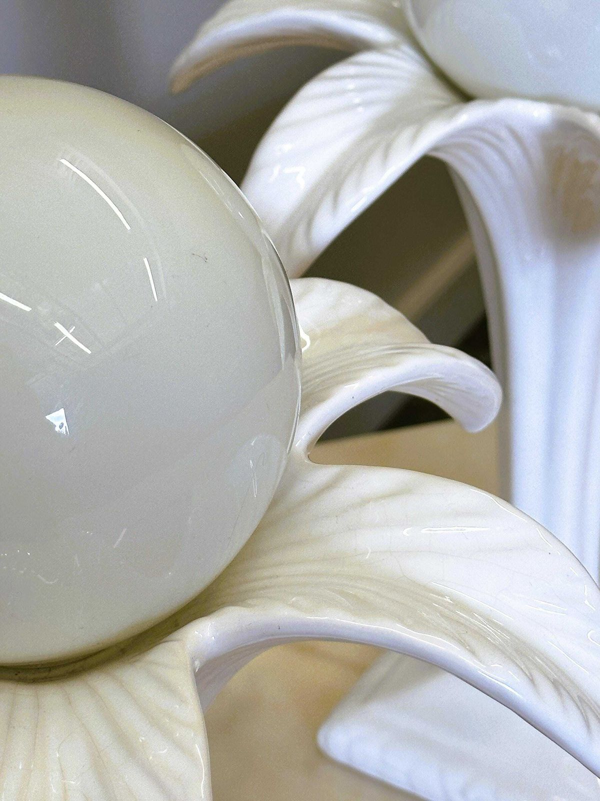 Paar Witte Keramische Palmboomlampvoeten Van Michael Andersen, Jaren 1970. photo Verlichting