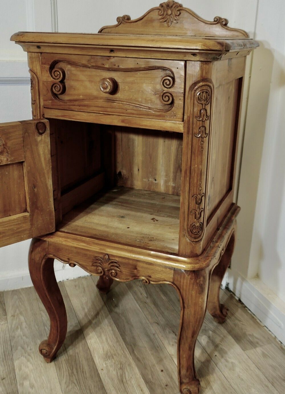 French Rococo Style Side Or Bedside Cabinet photo Furniture