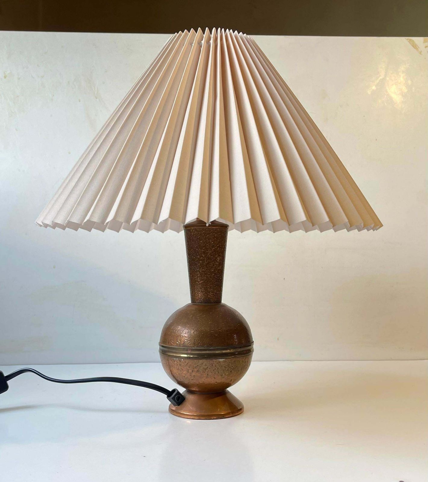 Scandinavian Modern Table Lamp In Patinated Textured Copper, 1950s photo vinterior