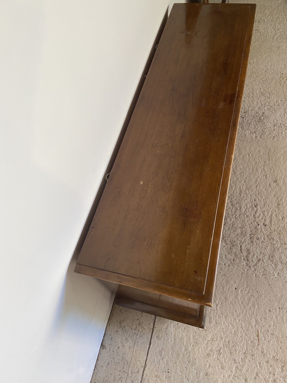 photo furniture Rare Thomasville Late 60’s Bedroom Dresser & Mirror