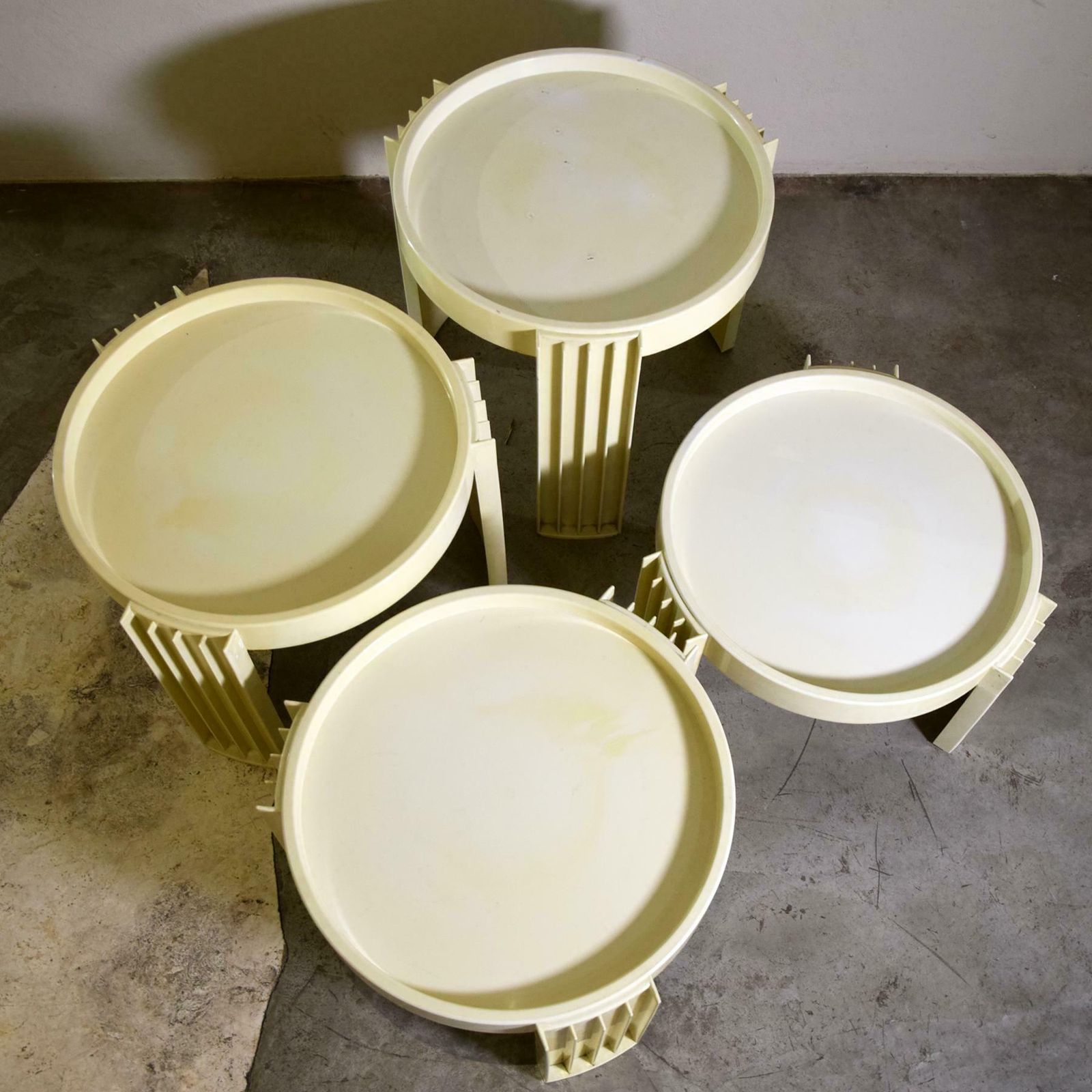 photo furniture Gianfranco Frattini For Cassina Set Of Four Coffee Table Late 60s.