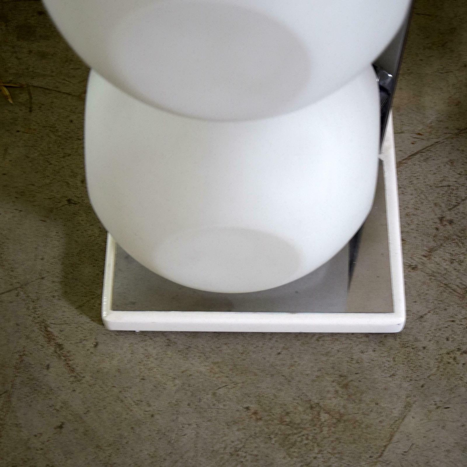 photo vinterior Set Of Two Italian Floor Lamps Space Age By Luci Mod. 440