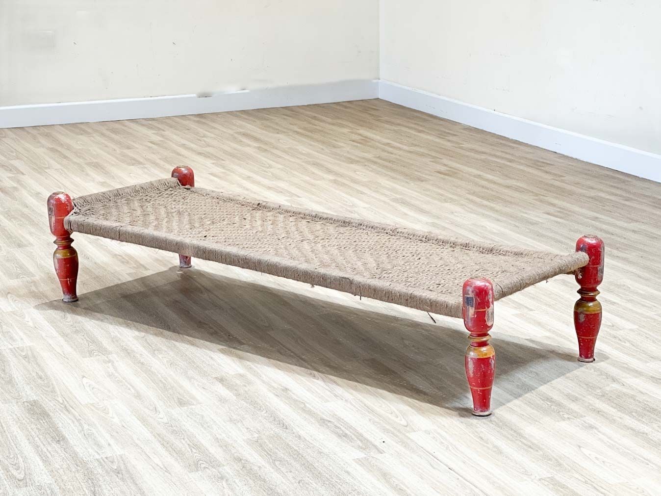 Traditional Daybed In Red Lacquer Wooden Indian Classical Weaved Bed   Handmade Indian Daybed photo Furniture