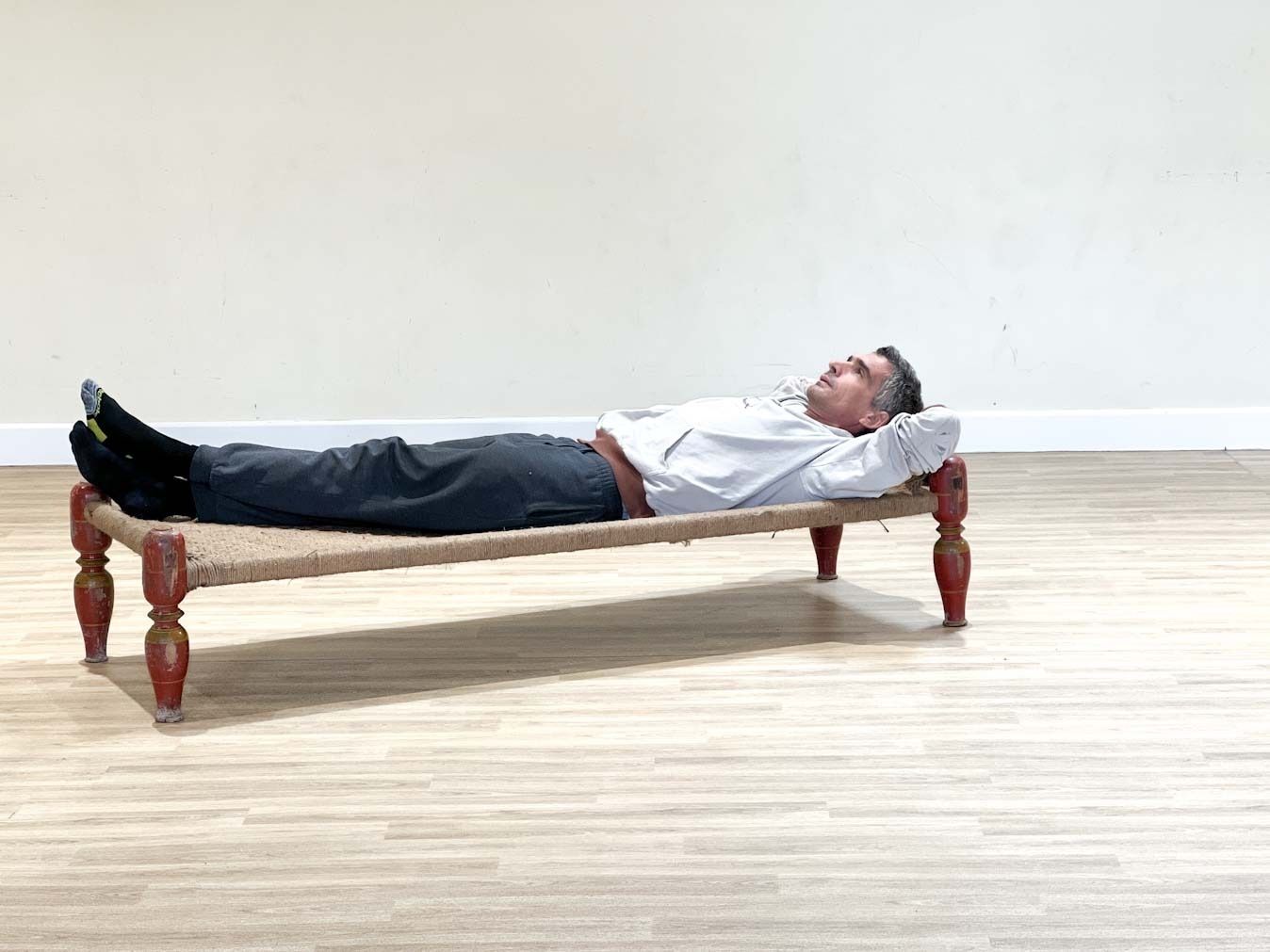 Traditional Daybed In Red Lacquer Wooden Indian Classical Weaved Bed   Handmade Indian Daybed photo buy